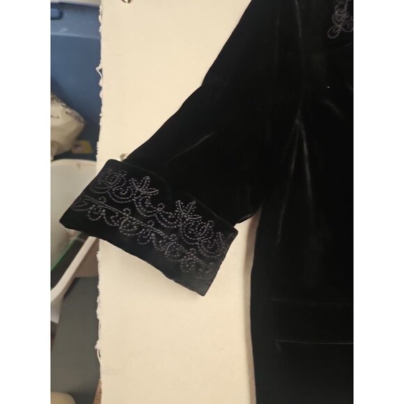 TAHARI Deep Black Velvet 3/4 Sleeve Formal Evening Jacket Size  12 Goth Victoria - Picture 3 of 7